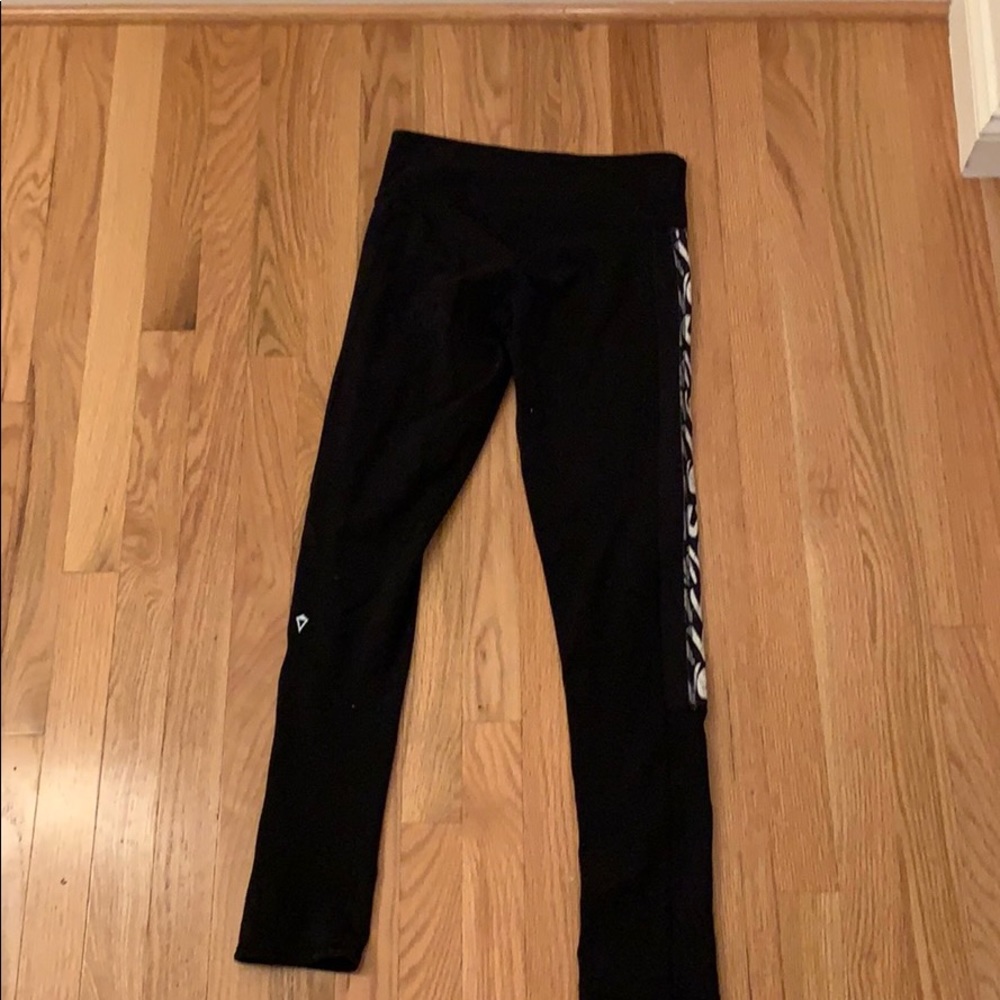 Ivviva girls leggings